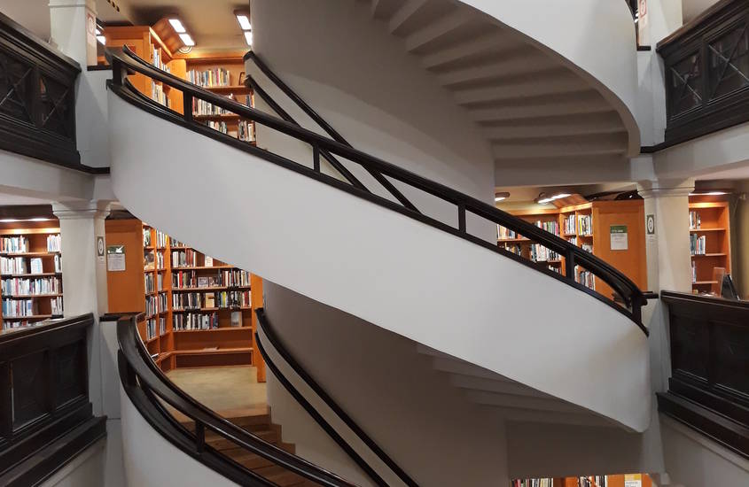 gebet achtsamkeit bibliothek helsinki